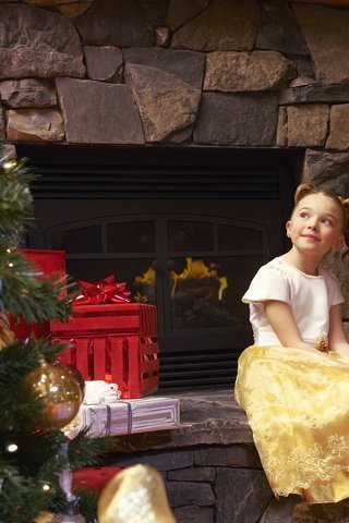 Обои новый год, елка, зима, подарки, девочка, ребенок, камин, праздник, new year, tree, winter, gifts, girl, child, fireplace, holiday разрешение 1920x1200 Загрузить