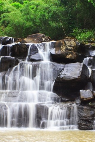 Обои деревья, природа, водопад, деревь, the nature, a waterfall, trees, nature, waterfall разрешение 2880x1920 Загрузить