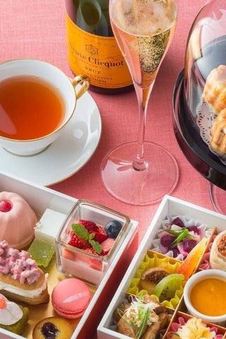 Обои чай, шампанское, пирожные, afternoon tea, tea, champagne, cakes разрешение 3000x1704 Загрузить