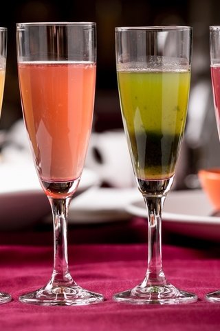 Обои разноцветный, коктейль, напитки, бокалы, colorful, cocktail, drinks, glasses разрешение 2048x1308 Загрузить