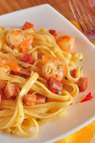 Обои соус, морепродукты, креветки, макароны, лапша, паста, sauce, seafood, shrimp, pasta, noodles разрешение 3000x1993 Загрузить