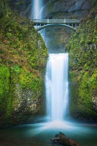 Обои мост, водопад, сша, сумерки, орегон, водопад малтнома, bridge, waterfall, usa, twilight, oregon, the multnomah falls разрешение 5304x3536 Загрузить