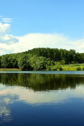 Обои небо, пейзаж, облака, деревья, вода, озеро, река, природа, отражение, the sky, landscape, clouds, trees, water, lake, river, nature, reflection разрешение 1950x1297 Загрузить