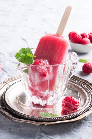 Обои мята, малина, мороженое, лёд, десерт, фруктовый лед, mint, raspberry, ice cream, ice, dessert, fruit ice разрешение 5760x3840 Загрузить