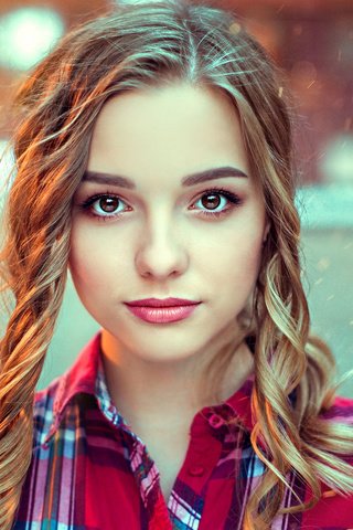 Обои девушка, взгляд, волосы, лицо, varya, kirill bukrey, girl, look, hair, face разрешение 2332x1200 Загрузить