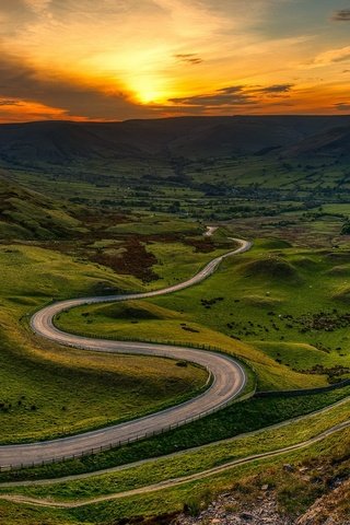 Обои дорога, горы, закат, road, mountains, sunset разрешение 2048x1080 Загрузить