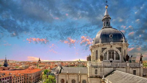 Обои небо, собор, панорама, испания, испании, мадрид, cathedral of saint mary the royal of la almud, almudena cathedral, собор альмудена, the sky, cathedral, panorama, spain, madrid, cathedral of the almudena разрешение 2048x1537 Загрузить