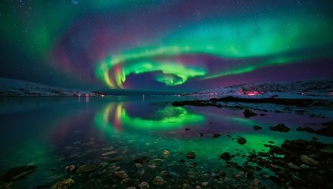 Обои вода, камни, звезды, северное сияние, норвегия, полярное сияние, water, stones, stars, northern lights, norway, polar lights разрешение 2500x1669 Загрузить