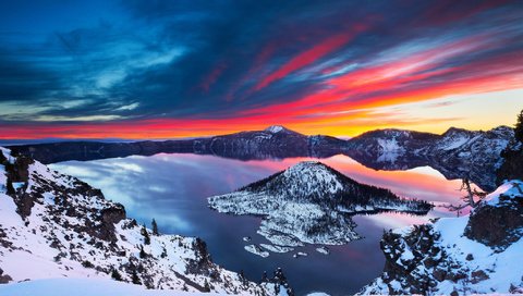 Обои облака, озеро, горы, восход, снег, зима, пейзаж, crater lake national park, кратерное озеро, crater lake, clouds, lake, mountains, sunrise, snow, winter, landscape разрешение 2048x1263 Загрузить