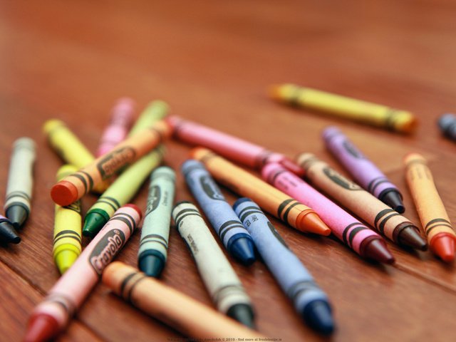 Обои карандаши, стол, разноцветный, мелки, восковые карандаши, pencils, table, colorful, crayons разрешение 2560x1600 Загрузить