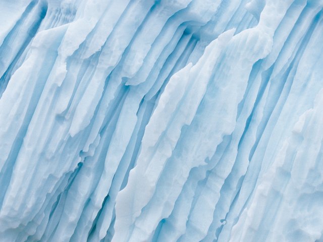 Обои снег, лёд, айсберг, глыба, snow, ice, iceberg, lump разрешение 2560x1600 Загрузить