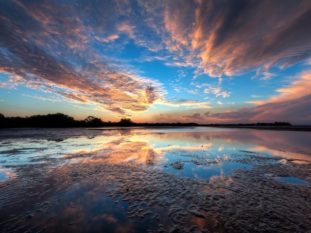 Обои небо, облака, озеро, закат, отражение, the sky, clouds, lake, sunset, reflection разрешение 2560x1600 Загрузить