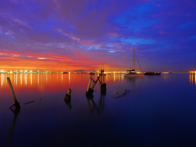 Обои небо, вечер, закат, море, яхта, the sky, the evening, sunset, sea, yacht разрешение 2048x1365 Загрузить