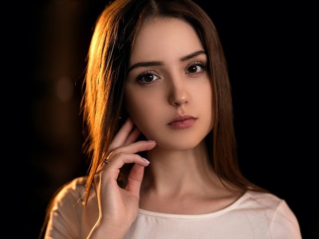 Обои девушка, портрет, взгляд, волосы, лицо, girl, portrait, look, hair, face разрешение 2048x1366 Загрузить