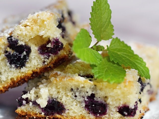 Обои черника, выпечка, бисквит, сахарная пудра, пирог, blueberries, cakes, biscuit, powdered sugar, pie разрешение 3000x3000 Загрузить