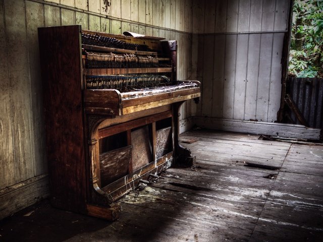 Обои дом, комната, пианино, старое, музыкальный инструмент, заброшенный, house, room, piano, old, musical instrument, abandoned разрешение 3543x2359 Загрузить