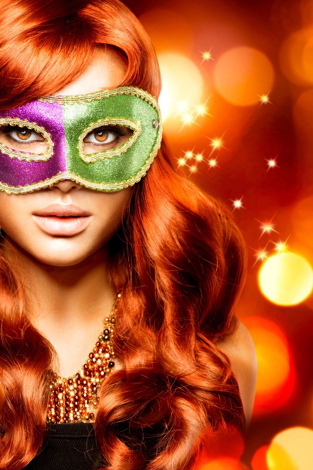 Обои девушка, маска, взгляд, модель, волосы, рыжеволосая, маскарад, girl, mask, look, model, hair, redhead, masquerade разрешение 4000x3605 Загрузить