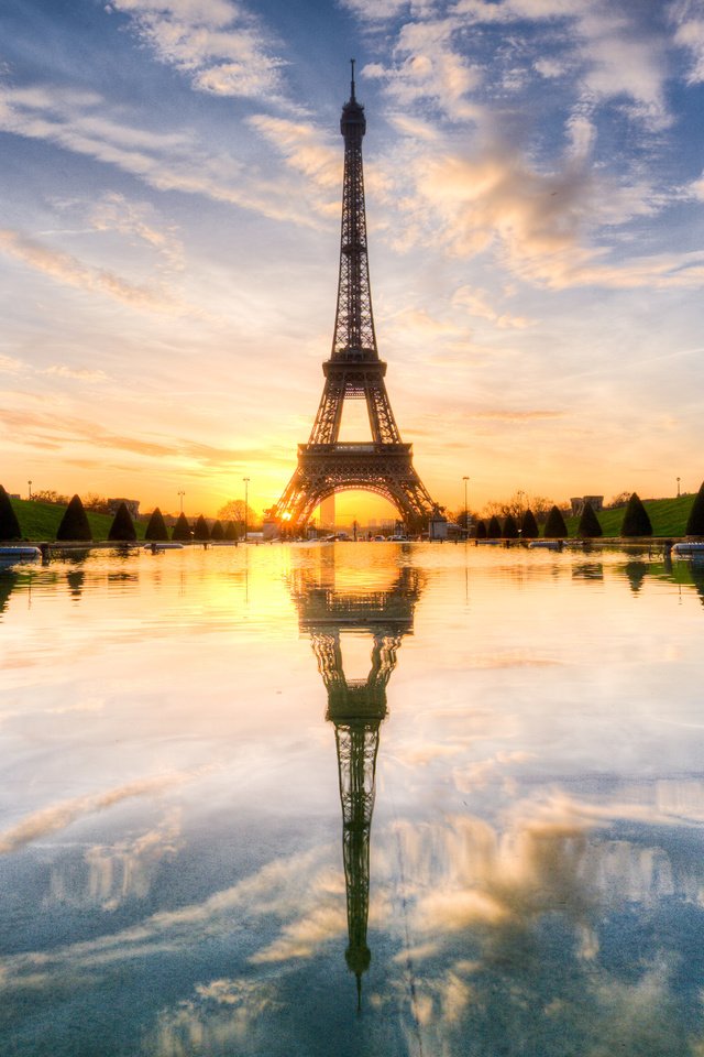 Обои закат, отражение, париж, франция, зарево, эйфелева башня, sunset, reflection, paris, france, glow, eiffel tower разрешение 5029x3353 Загрузить
