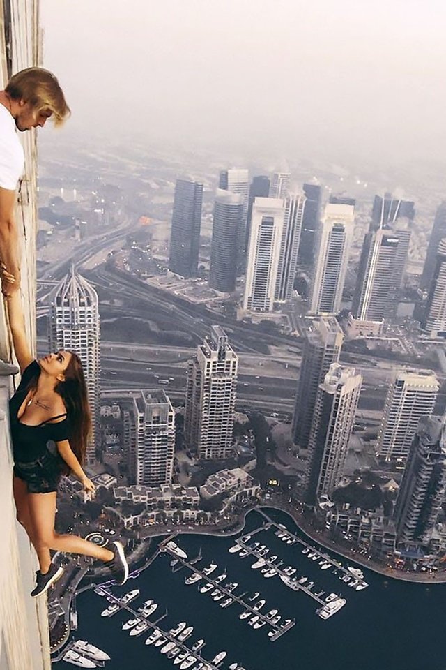 Виктория одинцова фото с небоскреба