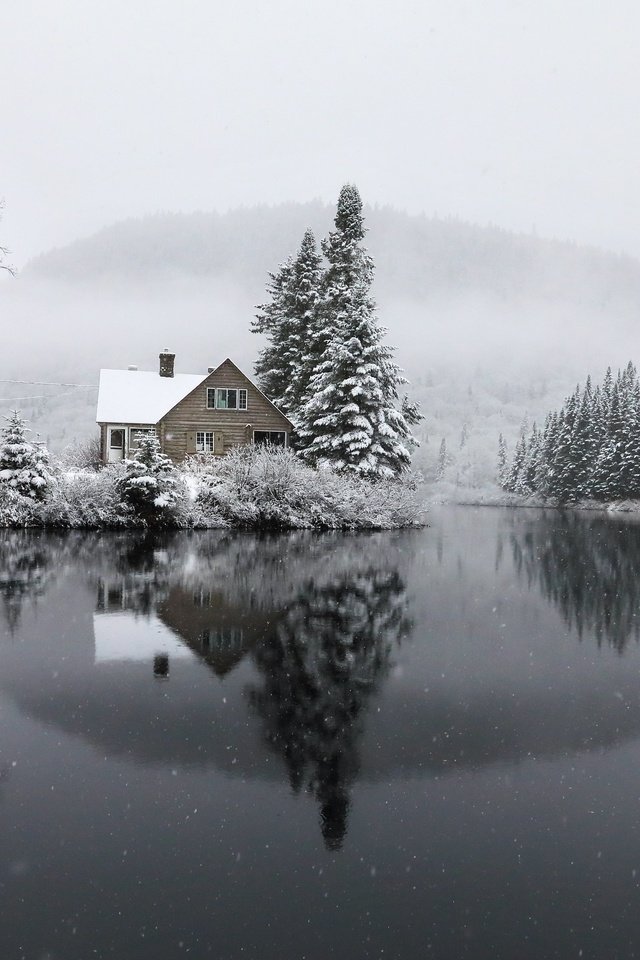 Обои озеро, зима, дом, lake, winter, house разрешение 3072x1728 Загрузить