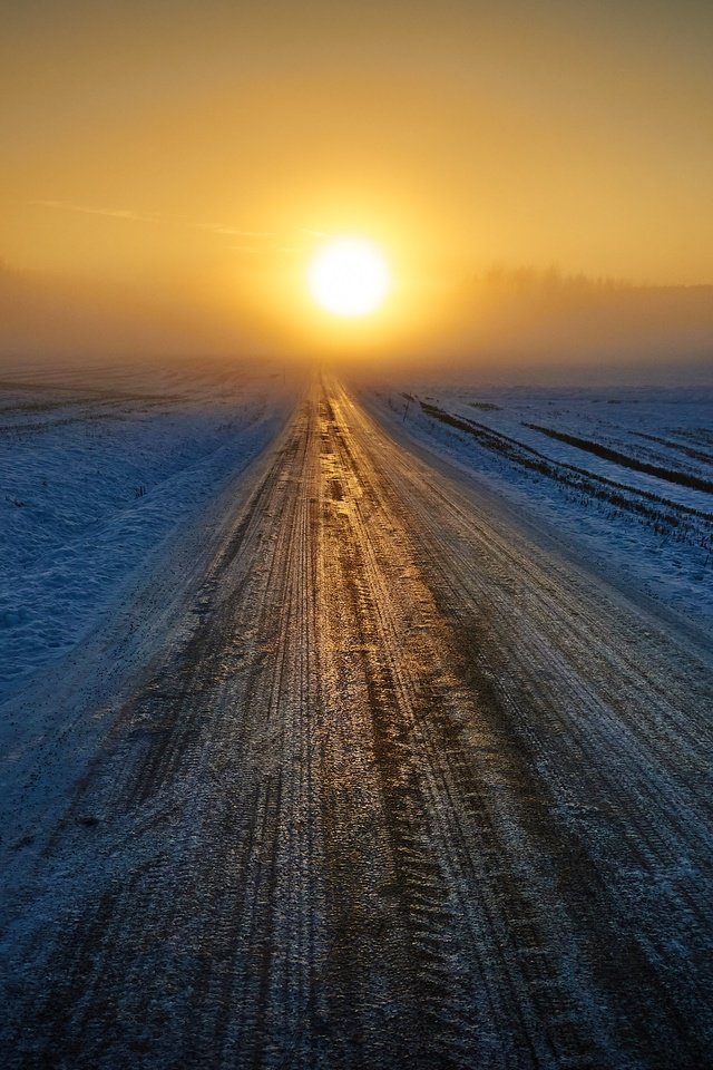 Обои дорога, снег, природа, закат, зима, горизонт, road, snow, nature, sunset, winter, horizon разрешение 2880x1920 Загрузить