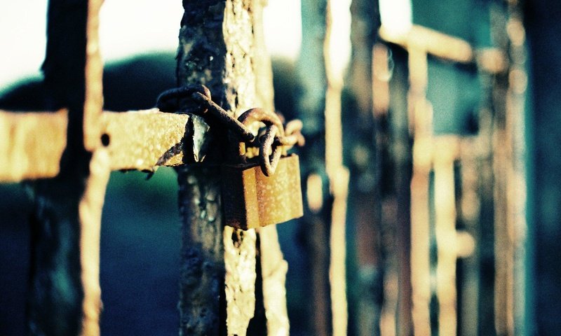 Обои макро, замок, забор, железо, цепь, macro, castle, the fence, iron, chain разрешение 1920x1200 Загрузить