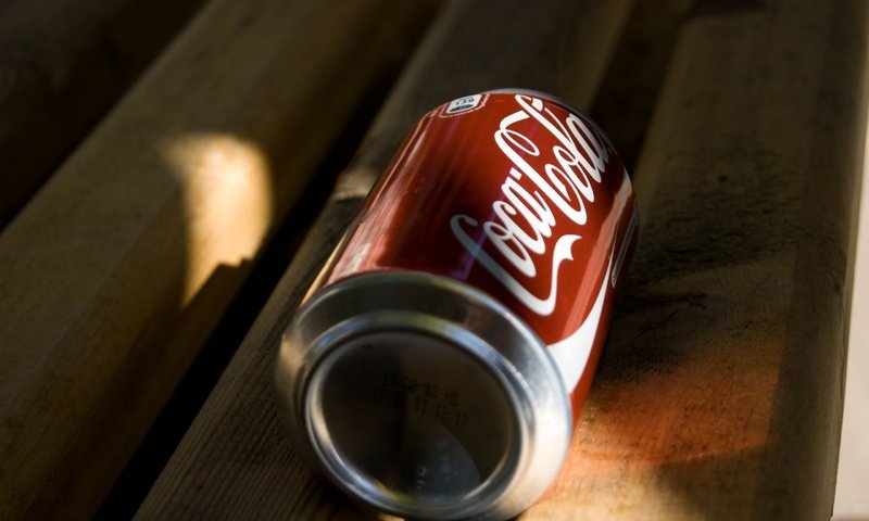 Обои напиток, кока-кола, баночка, drink, coca-cola, jar разрешение 2560x1703 Загрузить