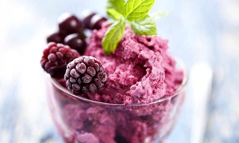 Обои мята, ягода, мороженое, сладкое, десерт, ежевика, mint, berry, ice cream, sweet, dessert, blackberry разрешение 1920x1200 Загрузить