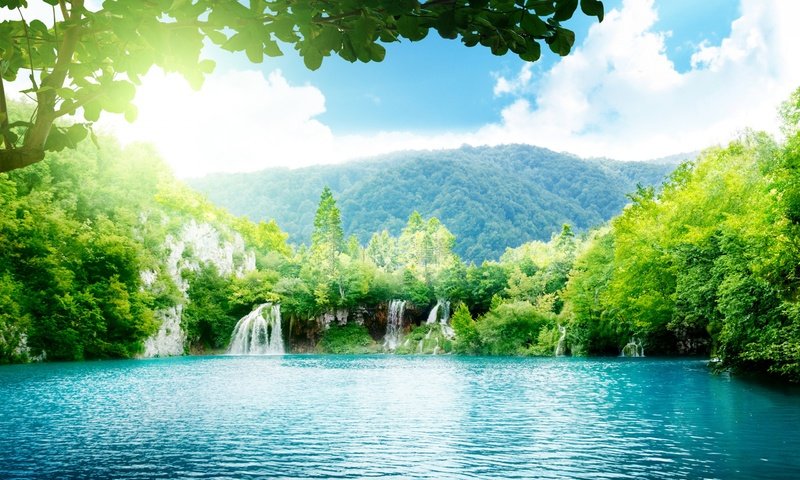 Обои небо, вода, горы, водопад, джунгли, the sky, water, mountains, waterfall, jungle разрешение 2560x1600 Загрузить