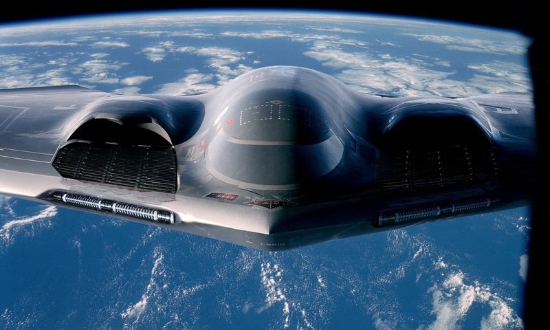 Обои космический корабль прямо из космоса, a spaceship from outer space разрешение 2560x1600 Загрузить