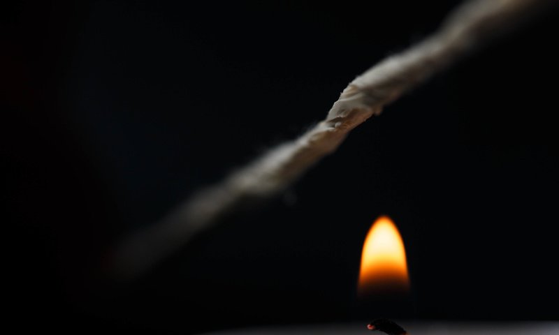 Обои огонь, веревка, свеча, fire, rope, candle разрешение 5374x3583 Загрузить