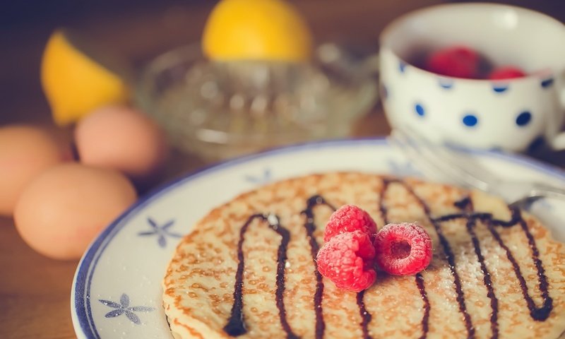 Обои малина, ягоды, яйца, тарелка, блины, raspberry, berries, eggs, plate, pancakes разрешение 1920x1280 Загрузить
