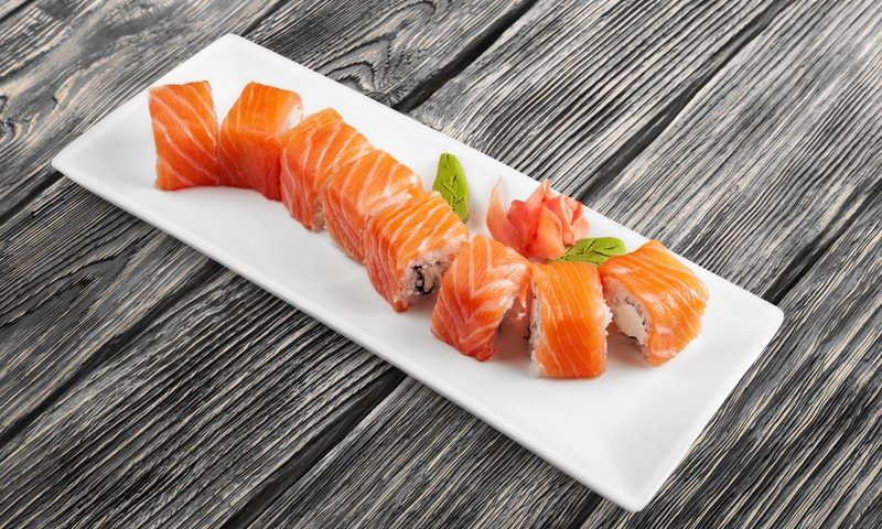 Обои суши, роллы, японская кухня, sushi, rolls, japanese cuisine разрешение 2880x1800 Загрузить