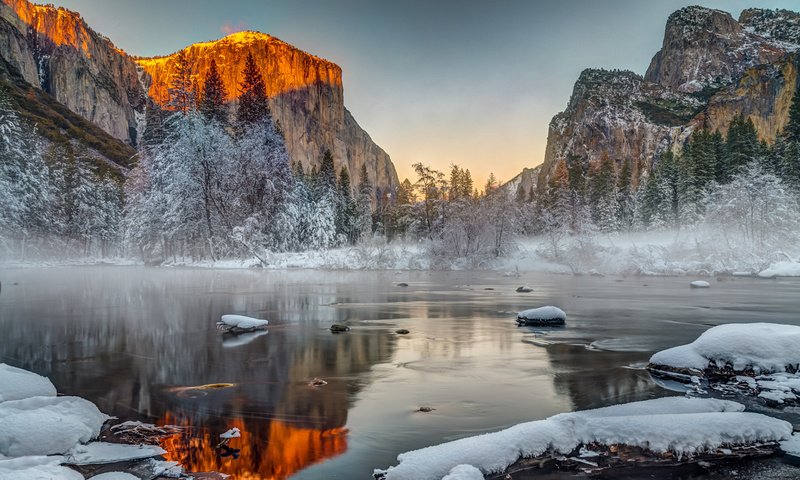 Обои река, горы, природа, лес, зима, отражение, пейзаж, river, mountains, nature, forest, winter, reflection, landscape разрешение 1920x1200 Загрузить