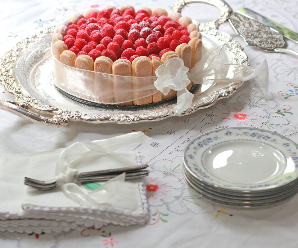 Обои малина, торт, десерт, пирожное, raspberry, cake, dessert разрешение 2560x1600 Загрузить