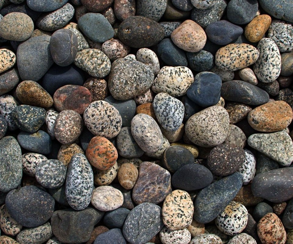Обои камни, галька, макро, разноцветная, много, камешки, stones, pebbles, macro, colorful, a lot разрешение 1920x1200 Загрузить