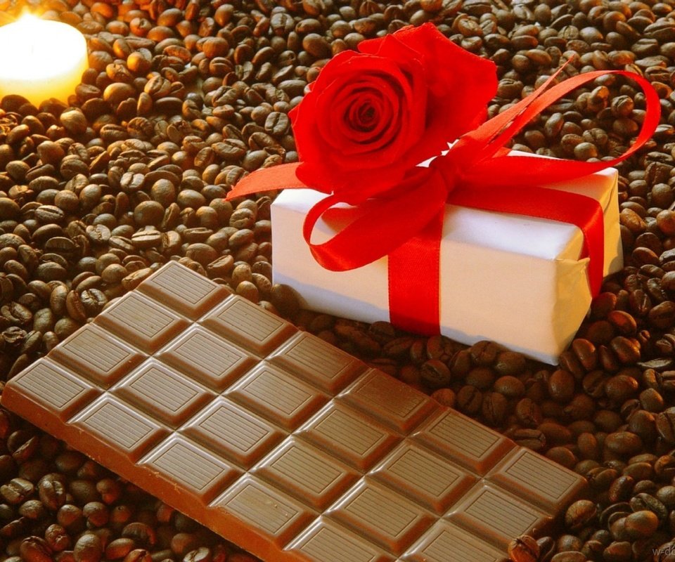 Обои роза, зерна, кофе, свеча, кофейные, шоколад, коробочка, rose, grain, coffee, candle, chocolate, box разрешение 1920x1439 Загрузить