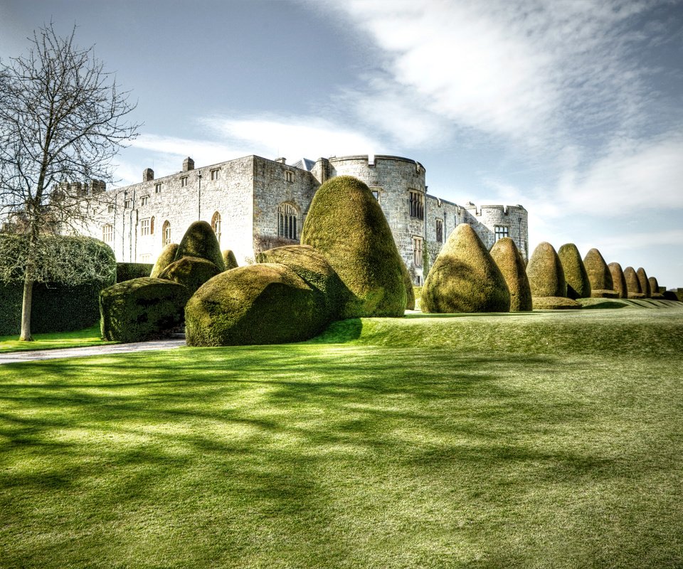 Обои трава, дерево, дизайн, кусты, замок, великобритания, уэльс, chirk castle, grass, tree, design, the bushes, castle, uk, wales разрешение 3756x2500 Загрузить