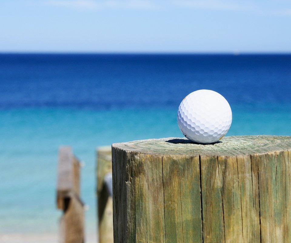 Обои море, мяч, клуб, гольф, golf ball, sea, the ball, club, golf разрешение 3500x2325 Загрузить