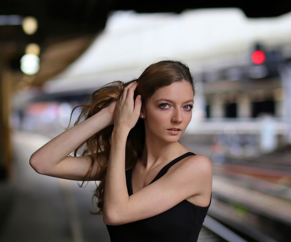 Обои портрет, волосы, мария, боке, victoria railway station, portrait, hair, maria, bokeh разрешение 2048x1259 Загрузить