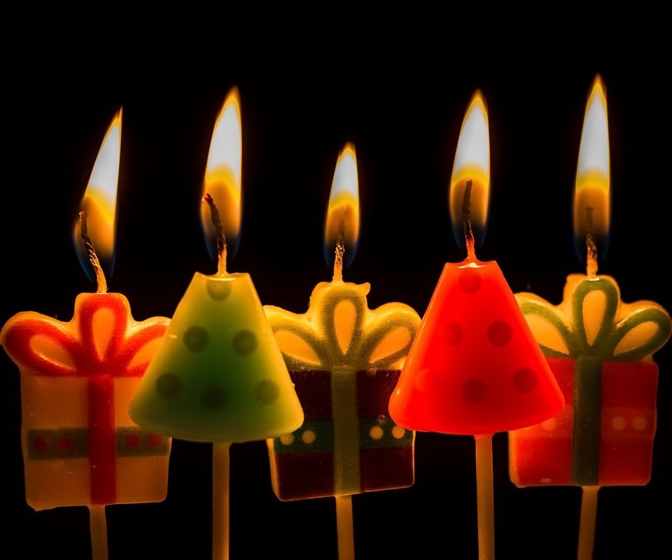 Обои свечи, фон, с днем ​​рождения, candles, background, happy birthday разрешение 1920x1280 Загрузить