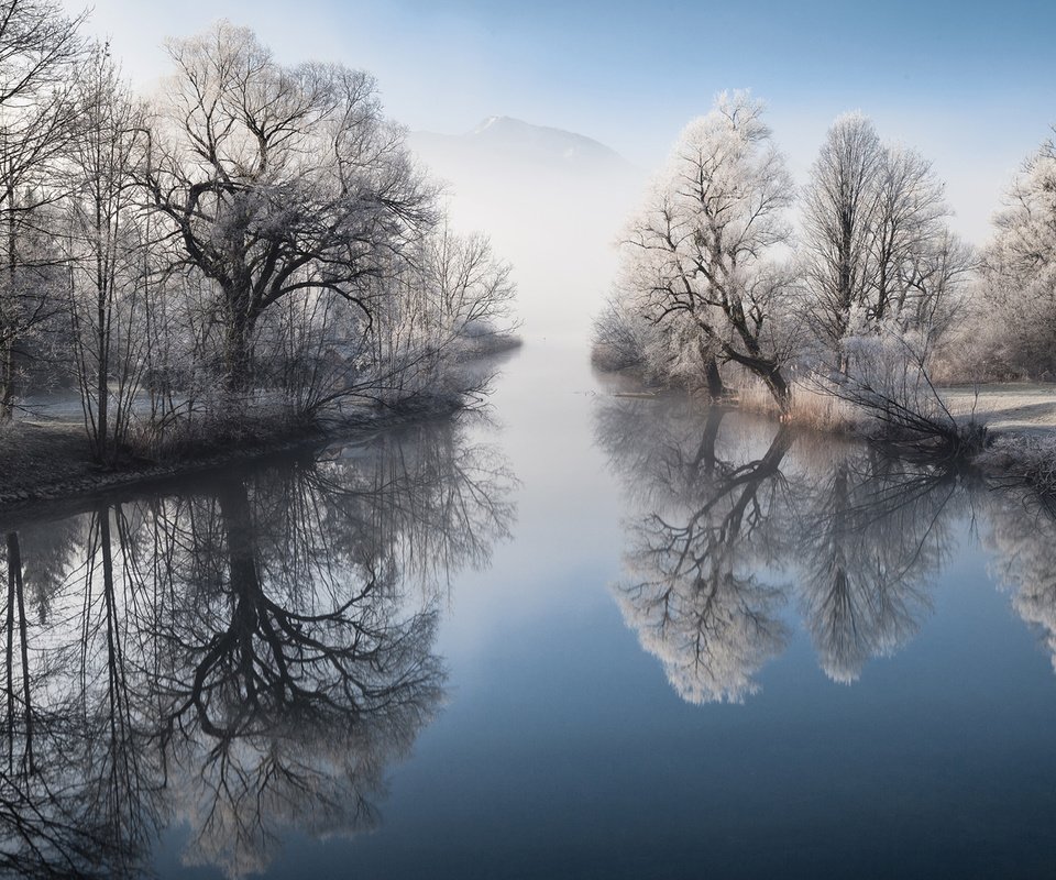 Обои деревья, озеро, природа, зима, отражение, пейзаж, парк, trees, lake, nature, winter, reflection, landscape, park разрешение 1920x1200 Загрузить