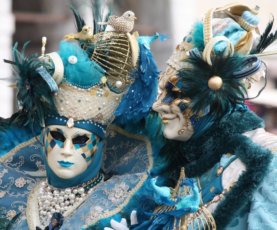Обои пара, костюмы, маски, карнавал, pair, costumes, mask, carnival разрешение 2048x1365 Загрузить