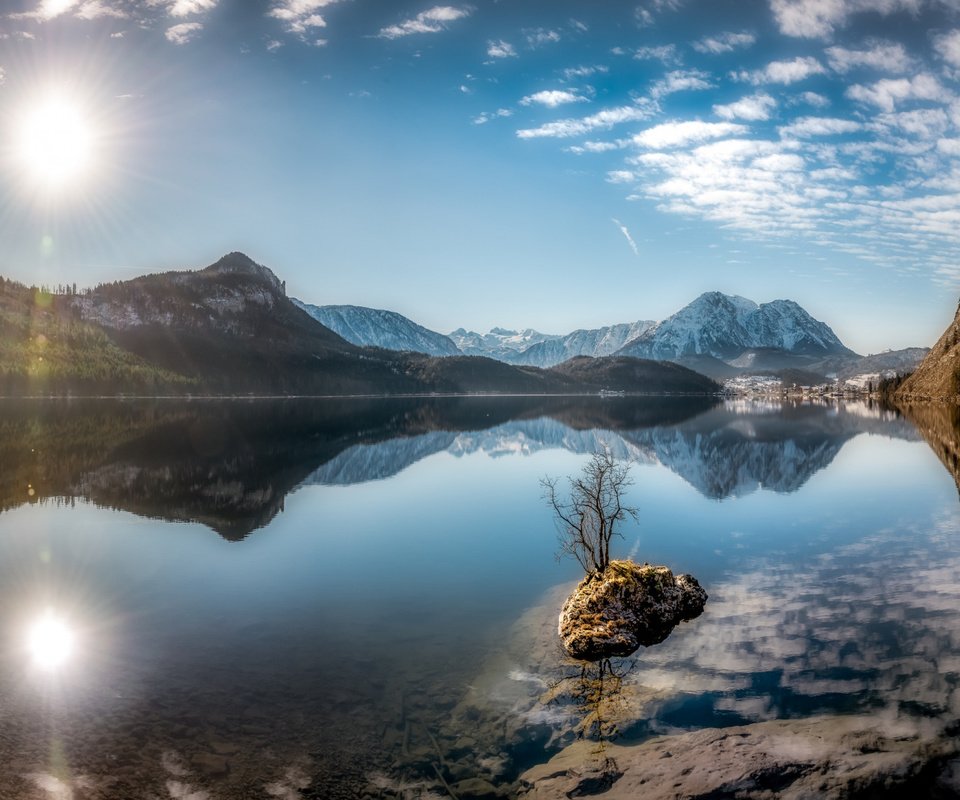 Обои небо, облака, озеро, горы, отражение, австрия, штирия, altaussee, styrian lake, the sky, clouds, lake, mountains, reflection, austria, styria разрешение 2112x1188 Загрузить