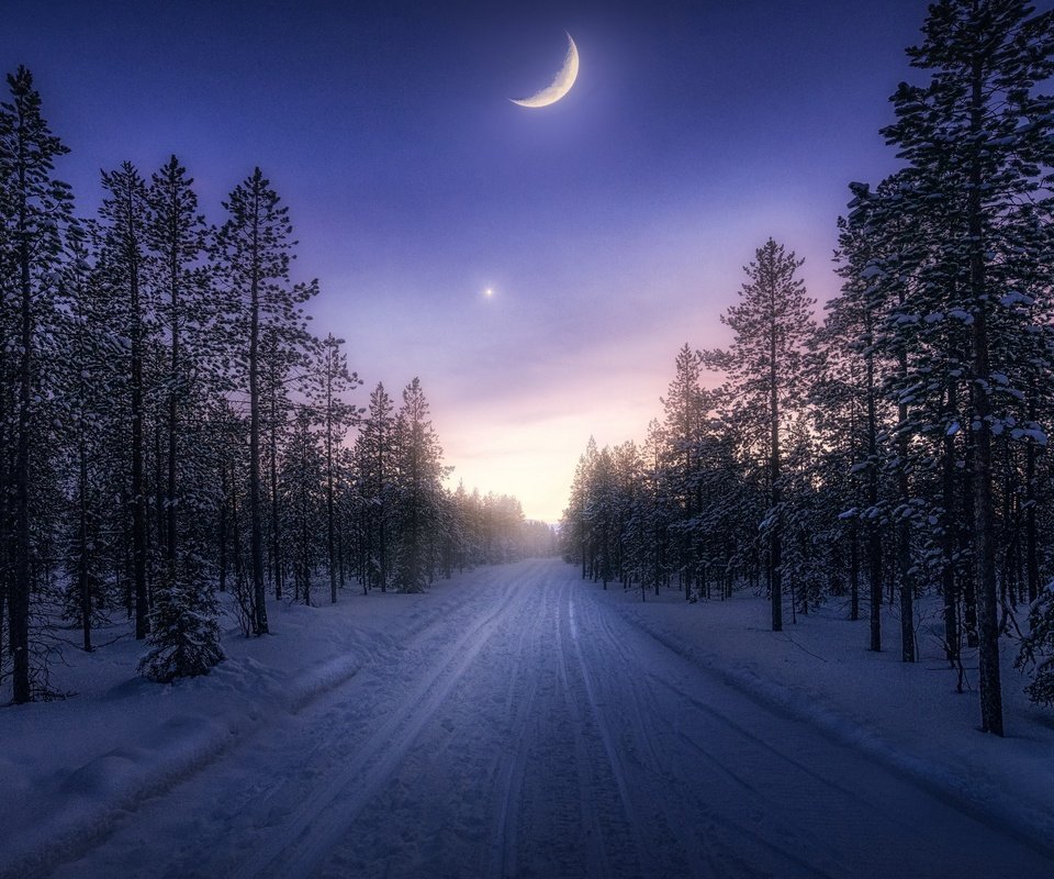 Обои дорога, зима, луна, road, winter, the moon разрешение 3840x2160 Загрузить