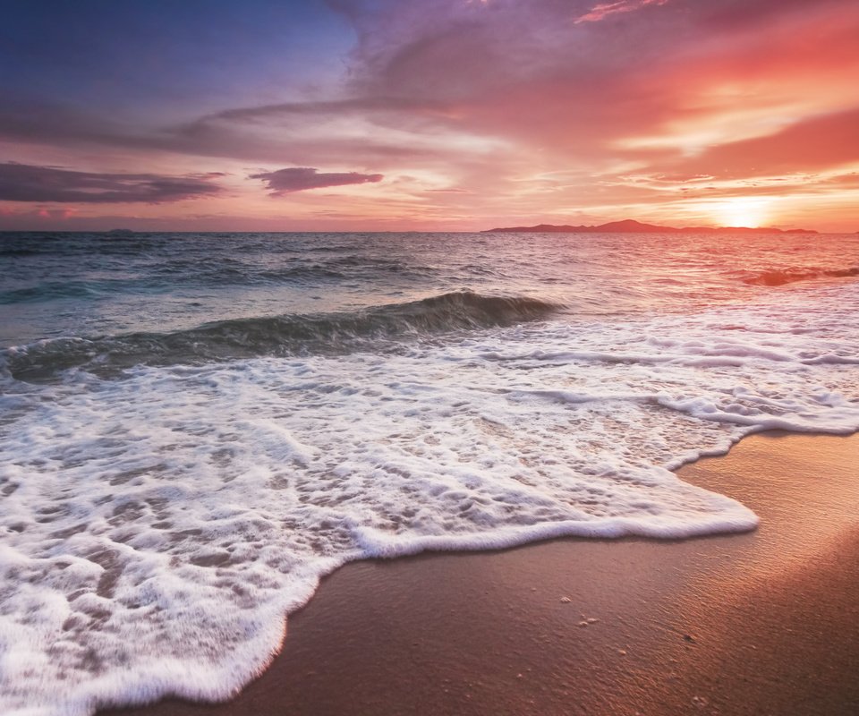 Обои закат, море, пляж, розовый, красивый, морской пейзаж, sunset, sea, beach, pink, beautiful, seascape разрешение 2112x1188 Загрузить