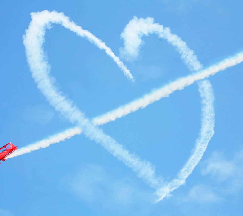Обои небо, самолет, сердце, the sky, the plane, heart разрешение 1920x1200 Загрузить