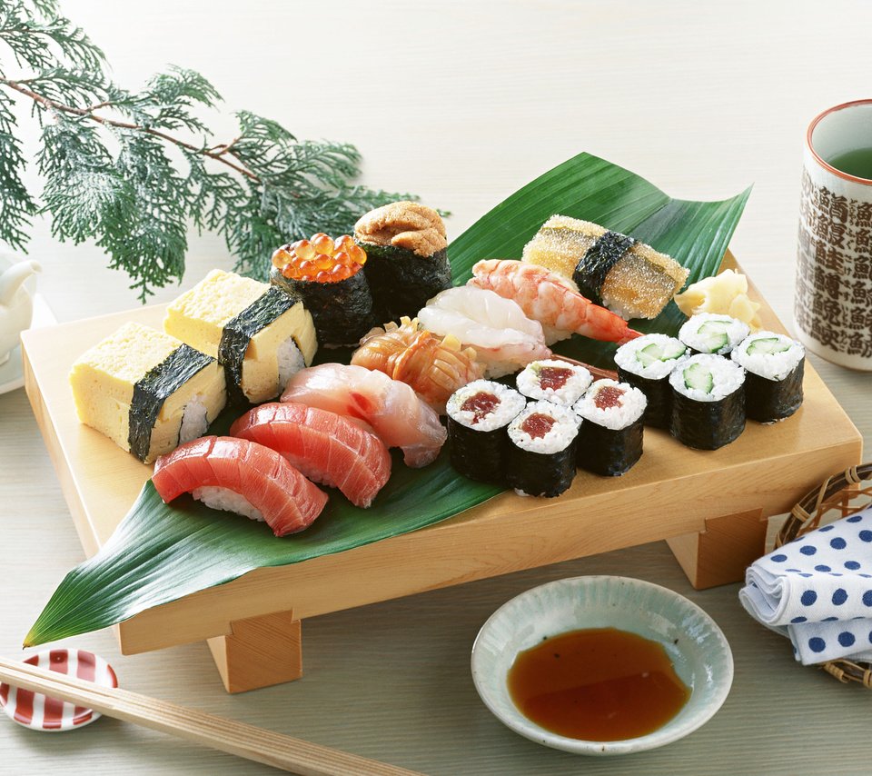 Обои еда, сыр, рыба, икра, рис, суши, food, cheese, fish, caviar, figure, sushi разрешение 2950x2094 Загрузить