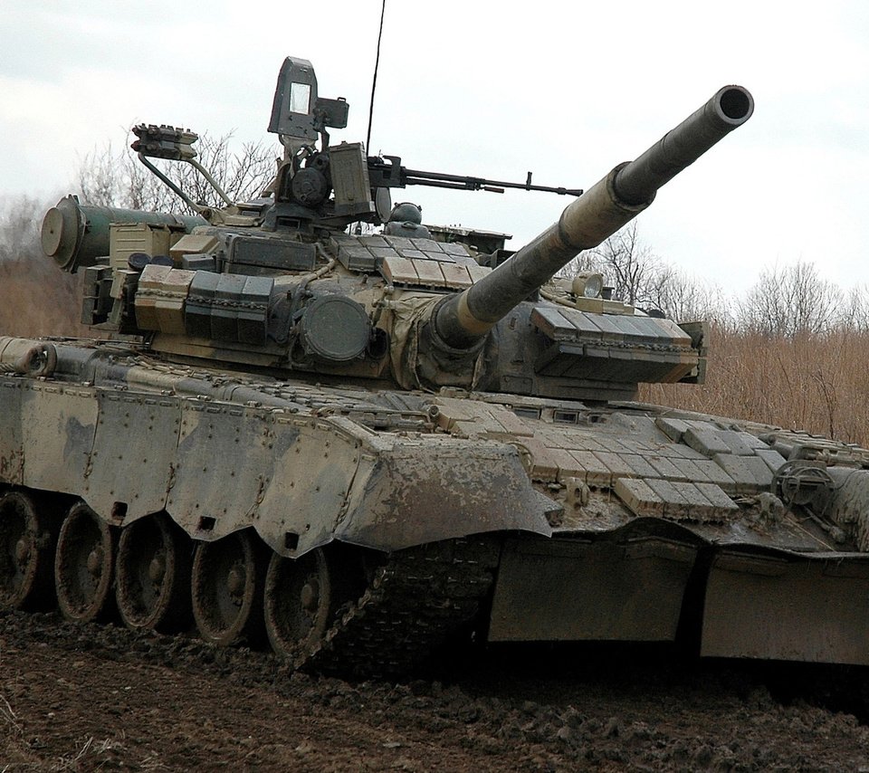 Обои грязь, танк, боевой, т-80, dirt, tank, combat, t-80 разрешение 1920x1200 Загрузить
