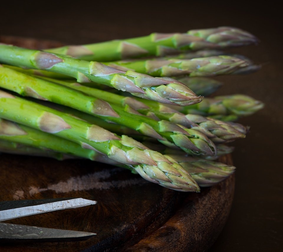 Обои зеленая, овощи, спаржа, green, vegetables, asparagus разрешение 3000x2003 Загрузить